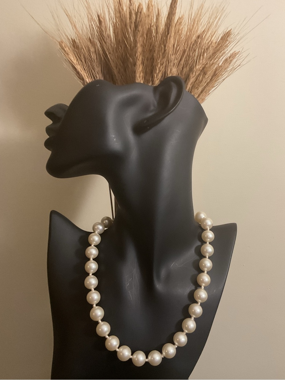 VTG CINER Single Strand Hand Knotted Faux Pearl Necklace